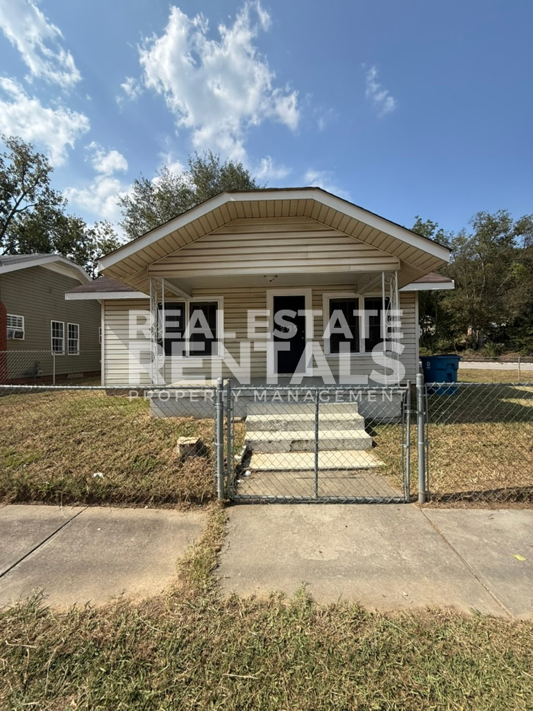 205 4th Street Southwest